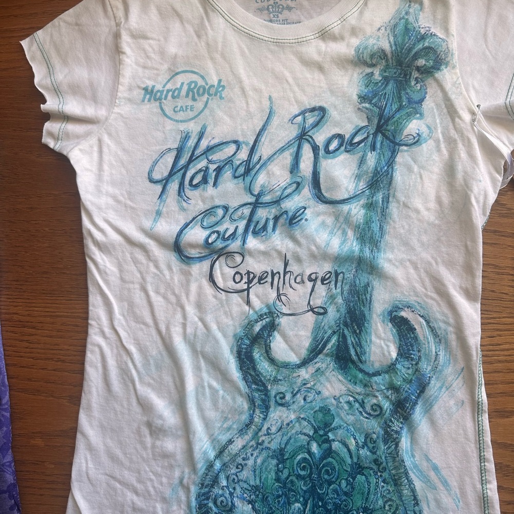 Hard Rock Cafe Junior fit Tee - White & Teal